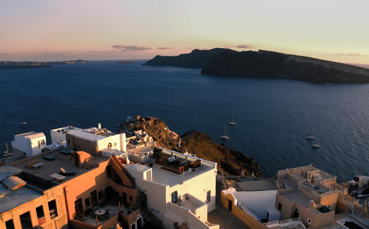 Oia Mansion Villa ภายนอก รูปภาพ