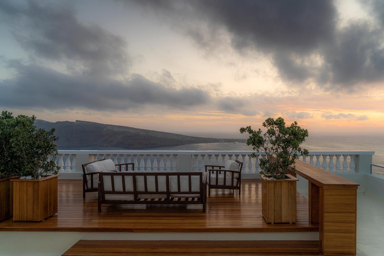 Oia Mansion Villa ภายนอก รูปภาพ